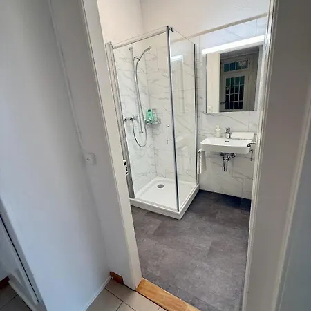 Apartment 3 Bedroom At Bern