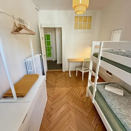 Apartment 3 Bedroom At Bern